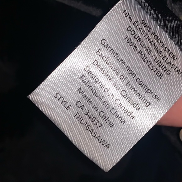 TRENDSETTER 🌹  💥Wonderfull Floral Blazer. - Picture 5 of 8